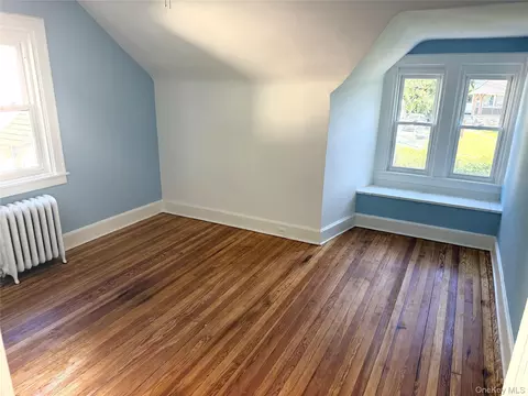 Bedroom - 5 Crest Pl, Greenburgh, NY 10523 photo 2 of 8