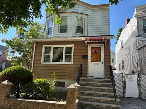 12520 22nd Ave, New York, NY 11356