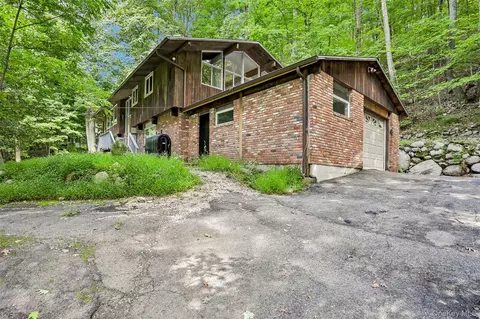 951 Haverstraw Rd, Ramapo, NY 10901