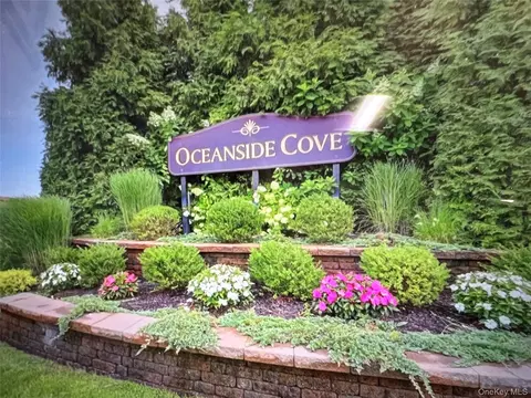 43-25 Douglaston Pkwy #4E, New York, NY 11363
