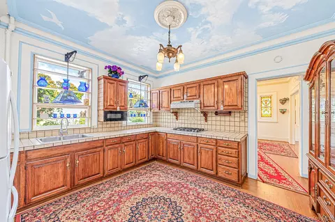 Kitchen - 436 Bay Ave, Patchogue, NY 11772 photo 1 of 4