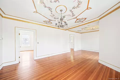 Living - 436 Bay Ave, Patchogue, NY 11772 photo 2 of 3