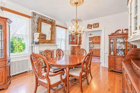 Dining - 436 Bay Ave, Patchogue, NY 11772 photo 2 of 3