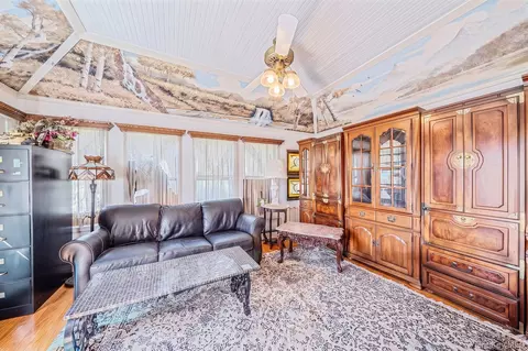 Living - 436 Bay Ave, Patchogue, NY 11772 photo 3 of 3