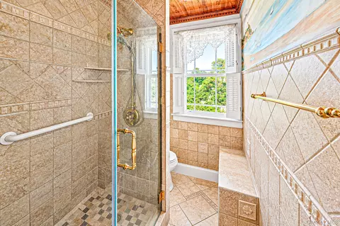 Bath - 436 Bay Ave, Patchogue, NY 11772 photo 3 of 3