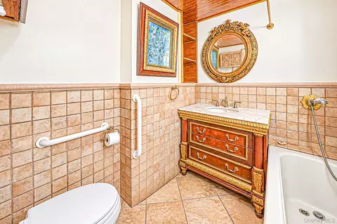 Bath - 436 Bay Ave, Patchogue, NY 11772 photo 1 of 3