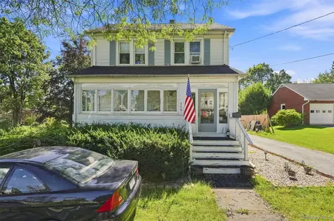 Exterior - 116 E Cedar St, Poughkeepsie, NY 12601 photo 1 of 6