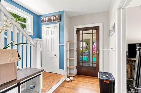 Entry Way - 116 E Cedar St, Poughkeepsie, NY 12601 photo 2 of 2