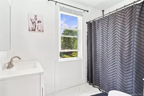 Bath - 116 E Cedar St, Poughkeepsie, NY 12601 photo 2 of 2