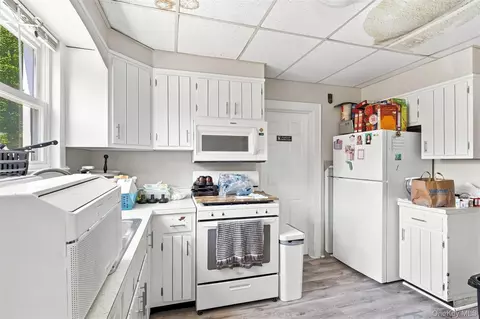 Kitchen - 116 E Cedar St, Poughkeepsie, NY 12601 photo 2 of 3