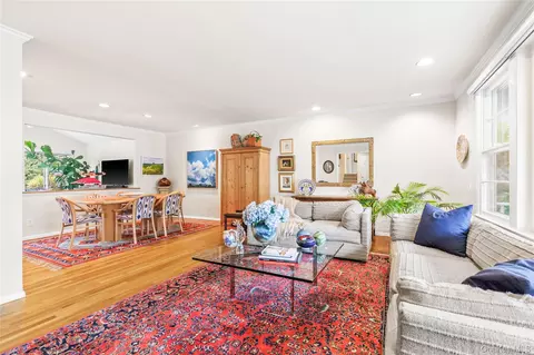 Living - 46 Beverly Dr, Rye, NY 10580 photo 2 of 4