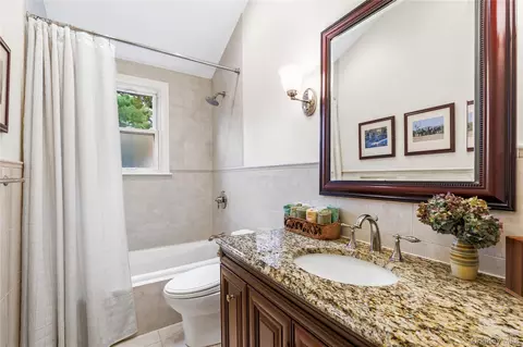 Bath - 46 Beverly Dr, Rye, NY 10580 photo 2 of 2