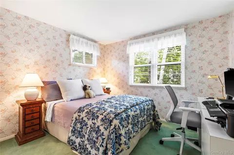 Bedroom - 46 Beverly Dr, Rye, NY 10580 photo 3 of 3