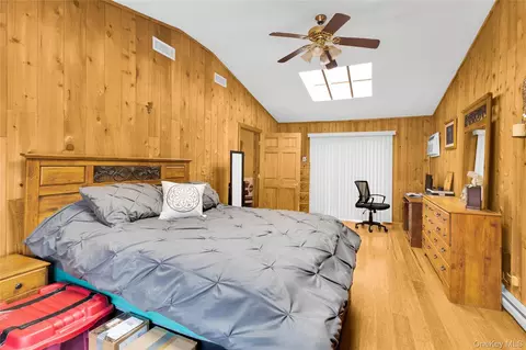 Bedroom - 44 Fairfax Rd, Fishkill, NY 12524 photo 6 of 8