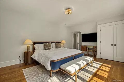 Bedroom - 4 Commodore Ave, Rye, NY 10580 photo 6 of 9
