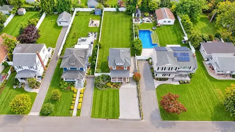 View/Area - 52 Lee Ave, Patchogue, NY 11772 photo 3 of 4