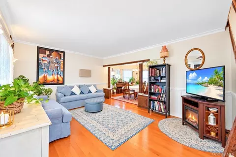 Living - 52 Lee Ave, Patchogue, NY 11772 photo 2 of 3