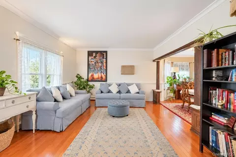 Living - 52 Lee Ave, Patchogue, NY 11772 photo 3 of 3