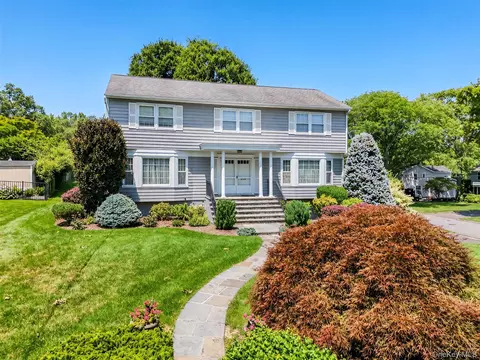 1 Parkwood Pl, Rye Brook, NY 10573