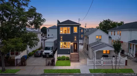 13121 140 St, South Ozone Park, NY 11436