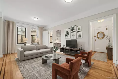 43 Calton Rd #3D, New Rochelle, NY 10804