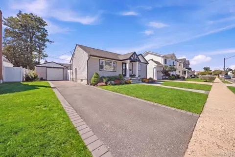 Other - 18 Devon Rd, Bethpage, NY 11714 photo 1 of 8