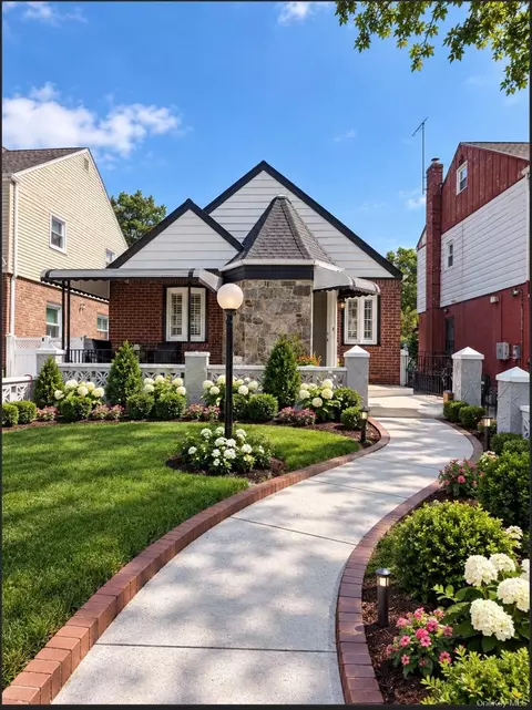 11547 223rd St, Cambria Heights, NY 11411