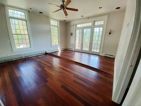 Living - 11 Hedges Rd, Warwick, NY 10990 photo 3 of 3