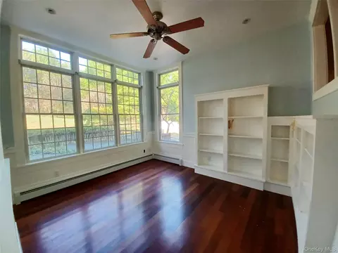 Living - 11 Hedges Rd, Warwick, NY 10990 photo 2 of 3