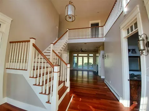 Entry Way - 11 Hedges Rd, Warwick, NY 10990 photo 1 of 6