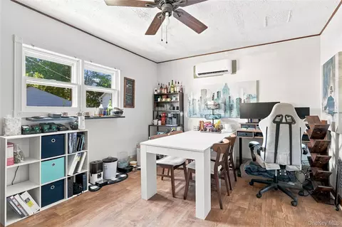 Dining - 18 Underhill Ave, Poughkeepsie, NY 12601 photo 1 of 2