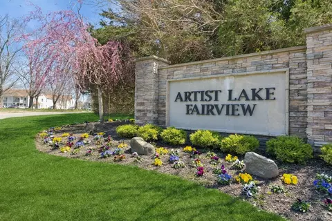 33 Fairview Cir, Middle Island, NY 11953
