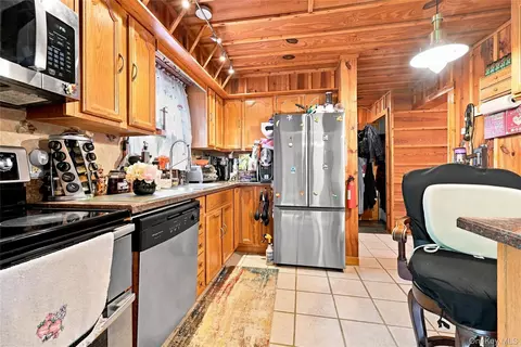 Kitchen - 124 E Woodside Ave, Patchogue, NY 11772 photo 3 of 3