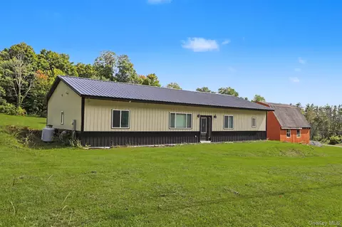 8-10 Katzman Rd, Ellenville, NY 12428