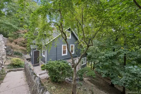 21 Cliff St, Greenburgh, NY 10706
