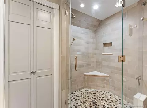 Bath - 88 Broadway #2B, Ossining, NY 10562 photo 2 of 3