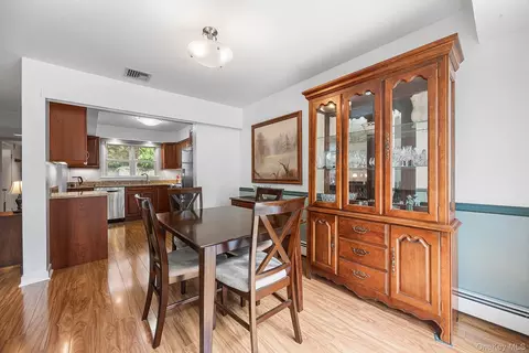 Dining - 5-03 Brooke Club Dr, Ossining, NY 10562 photo 2 of 2