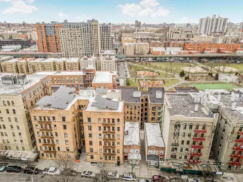 1122 Anderson Ave, New York, NY 10452
