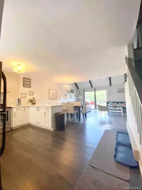 59 Slalom Way, Tannersville, PA 18372
