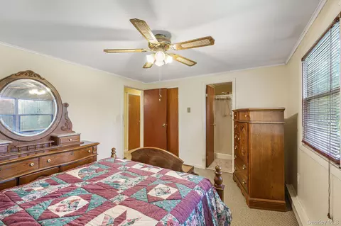 Bedroom - 894 Wallkill Ave, Wallkill, NY 12589 photo 4 of 6