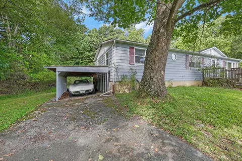 Exterior - 894 Wallkill Ave, Wallkill, NY 12589 photo 1 of 6