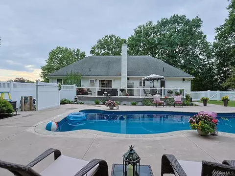 Exterior - 2 Panther Ln, Shawangunk, NY 12589 photo 5 of 11