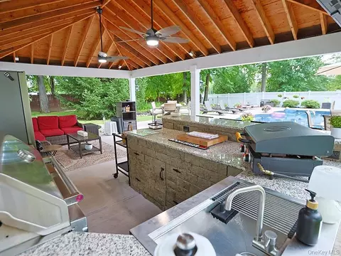 Kitchen - 2 Panther Ln, Shawangunk, NY 12589 photo 7 of 7