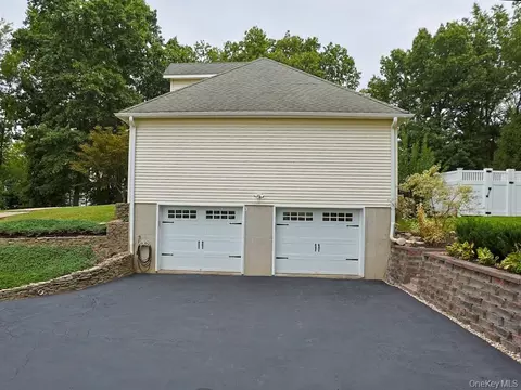 Exterior - 2 Panther Ln, Shawangunk, NY 12589 photo 11 of 11