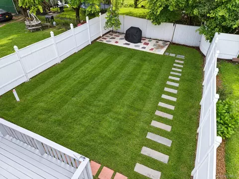 Exterior - 10 Field St, Peekskill, NY 10566 photo 4 of 6
