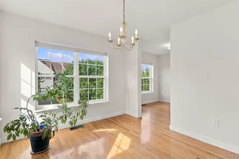 Dining - 1402 Pondview Loop, Fishkill, NY 12590 photo 1 of 1