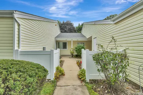 Exterior - 403 Cabot Ct E, Saint James, NY 11780 photo 1 of 6