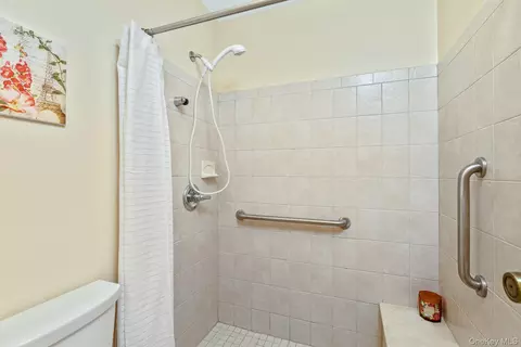 Bath - 403 Cabot Ct E, Saint James, NY 11780 photo 2 of 2