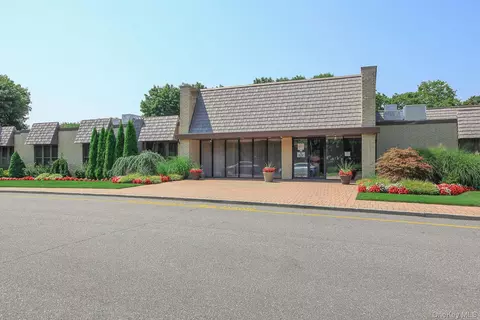 Other - 403 Cabot Ct E, Saint James, NY 11780 photo 4 of 6