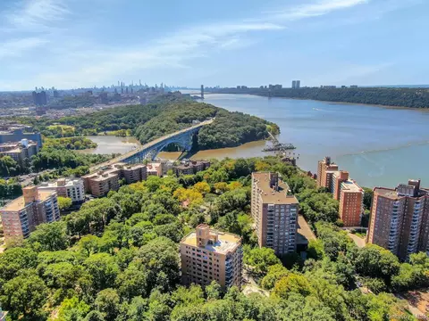 View/Area - 735 Kappock St #8F, New York, NY 10463 photo 3 of 7